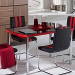 Siyah Kırmızı Camlı Bellona Mutfak Masa ve Sandalye Takımı