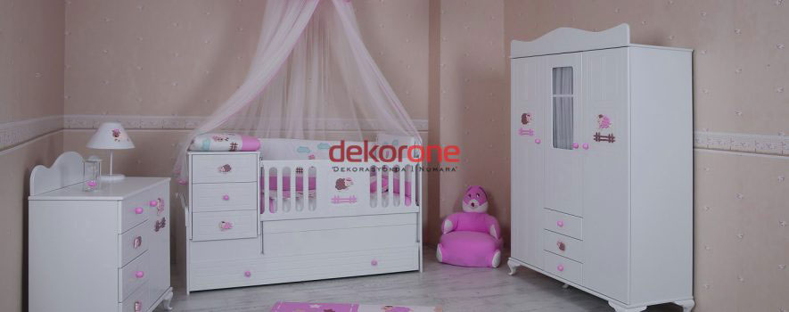 pembe tonlarda bebek odasi dekorasyonu 8